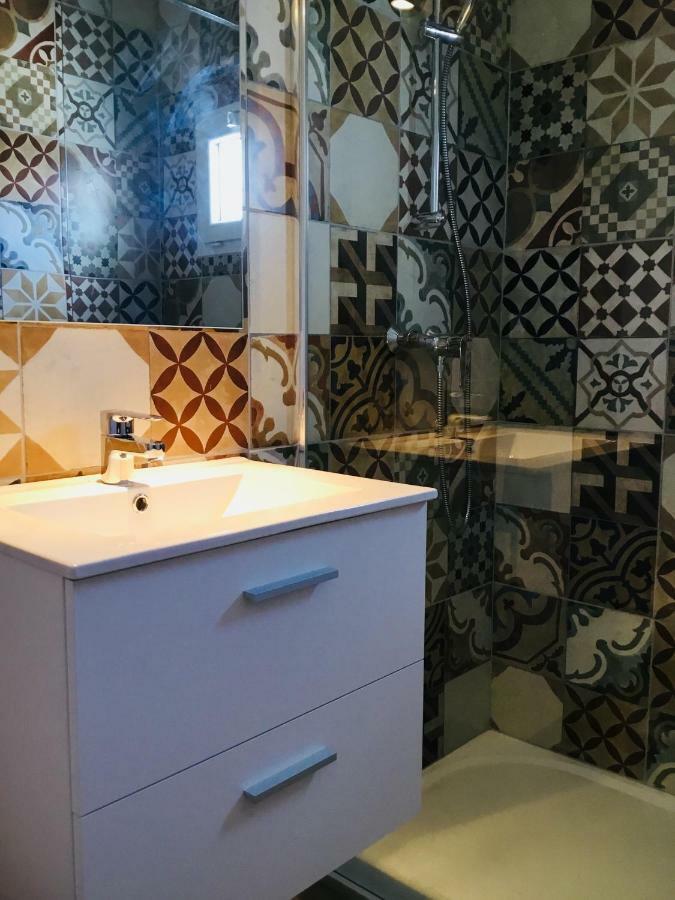 Gite Blanco Y Madera นาร์บอนน์ ภายนอก รูปภาพ